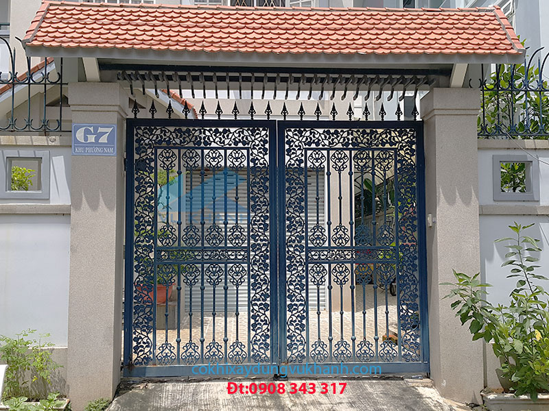 Cửa Cổng Bông Gang Vũ Khanh SP-22922-3
