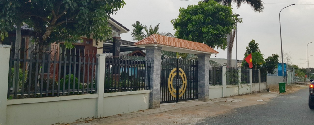 Cửa Cổng Mạ Kẽm Cánh Tay Đòn Tự Động Cửa Cổng Hiện Đại-1