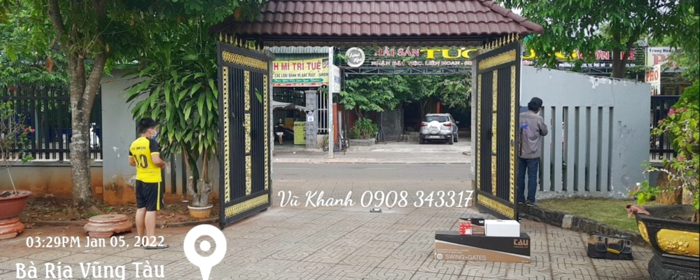 Cửa sắt tự động Cửa Cổng Hiện Đại-1