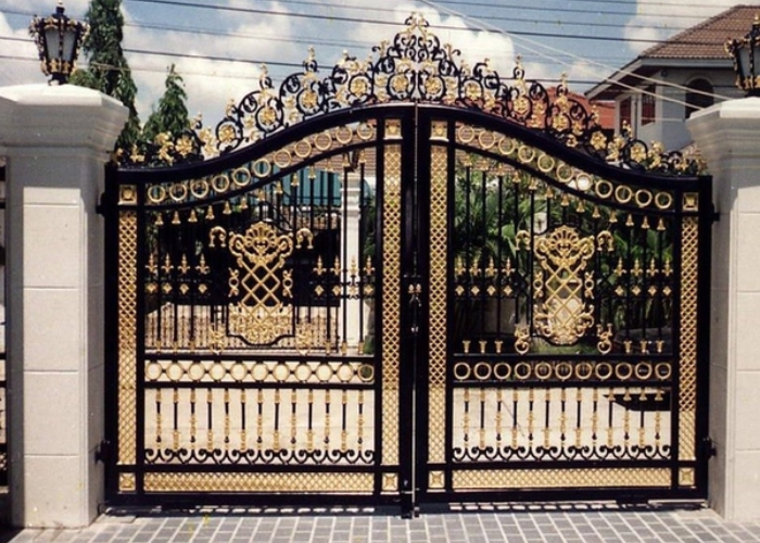 Cửa Cổng Sắt Mỹ Thuật Hai Cánh Vũ Khanh