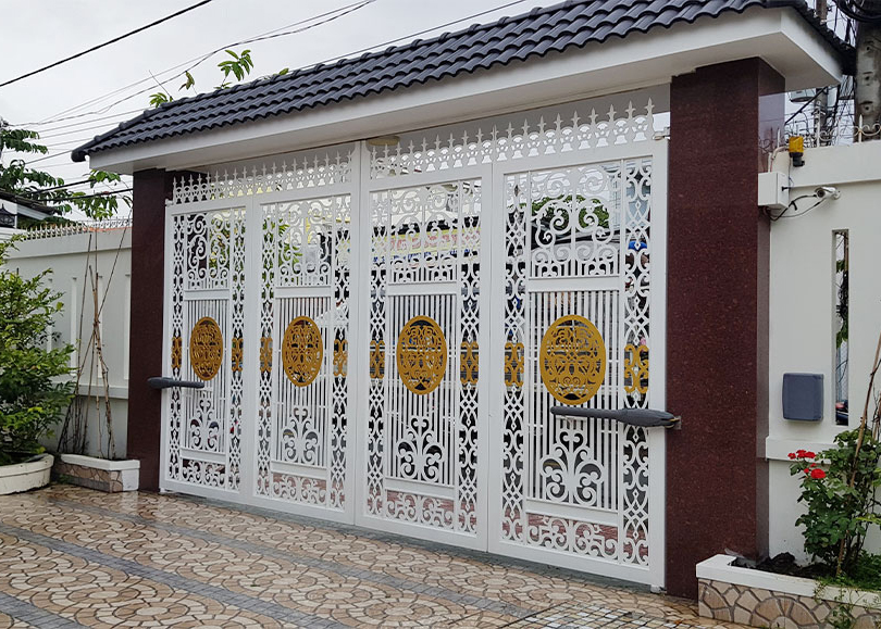 Mẫu cổng cnc, mở tự động 4 cánh, lắp đặt tại Trà Vinh