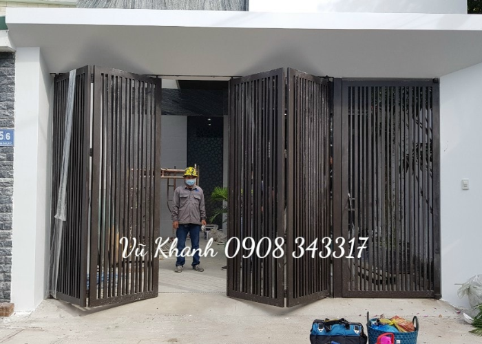 Cổng Sắt Mạ Kẽm Hiện Đại Cho Nhà Phố-2