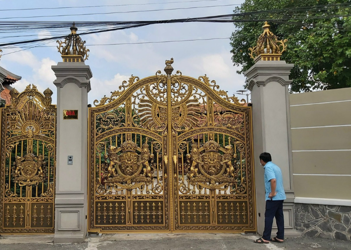 Cửa Cổng Nhôm Đúc Hai Cánh-2