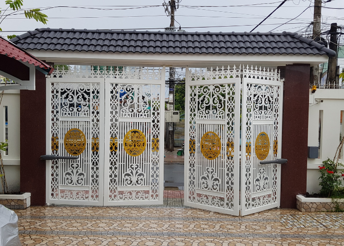 Cửa Cổng Sắt Mỹ Thuật SP-86116-1