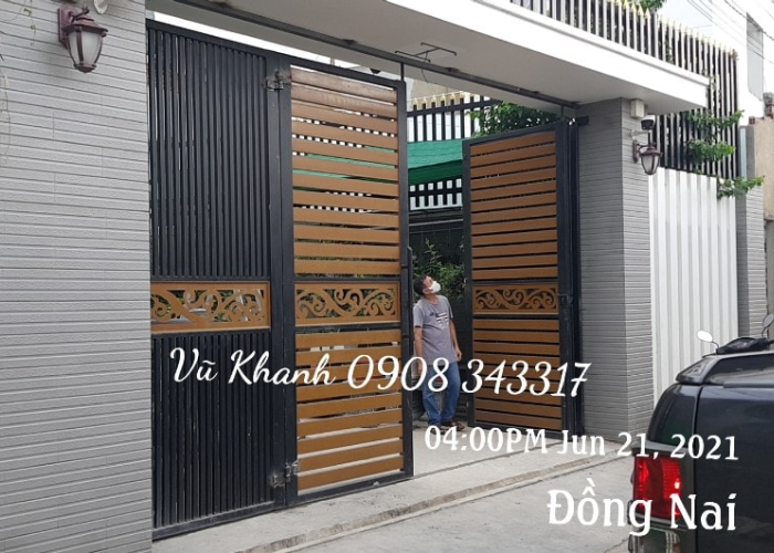Cửa Cổng Sắt Tự Động 4 Cánh-1
