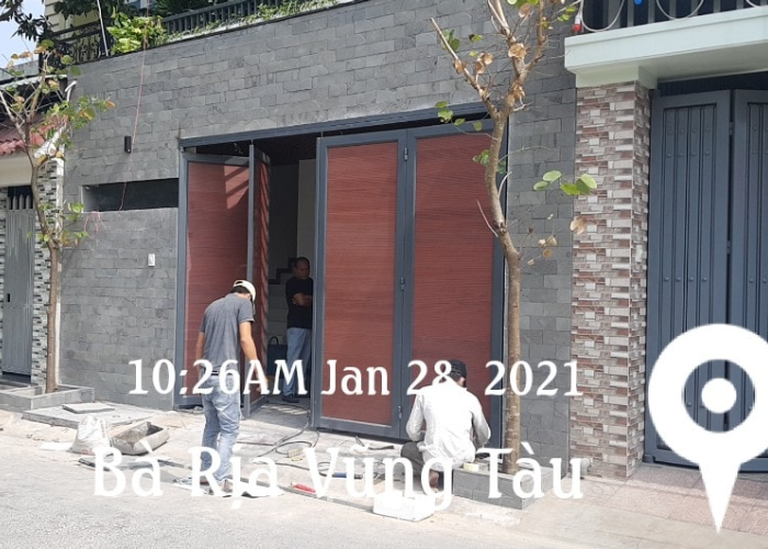 Cửa hiện đại 4 Cánh Vũ Khanh-1