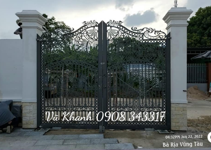 Cửa Sắt Kẽm Đẹp-3