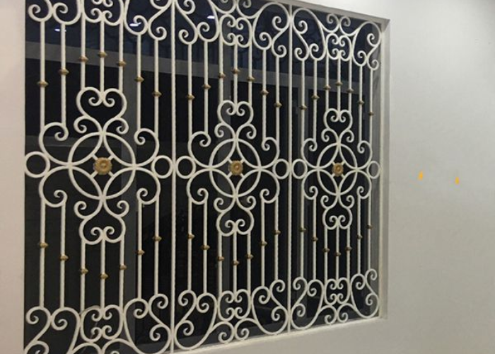 Khung Bảo Vệ Cửa Sổ Sắt Họa Tiết Mỹ Thuật-2