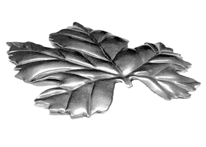 Sắt dập hình lá thông SP-63642-2